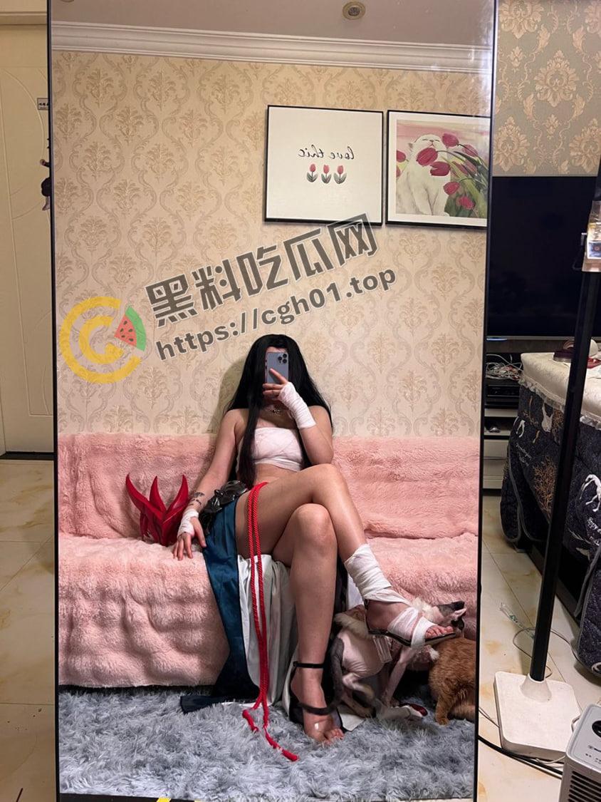 网盘流出!金主爸爸的校花母狗 黑丝高冷御姐被射满脸 爱cos的肉便器孕气都不会太差-1