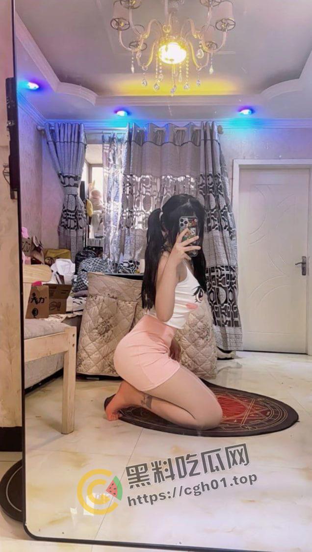 网盘流出!金主爸爸的校花母狗 黑丝高冷御姐被射满脸 爱cos的肉便器孕气都不会太差-13