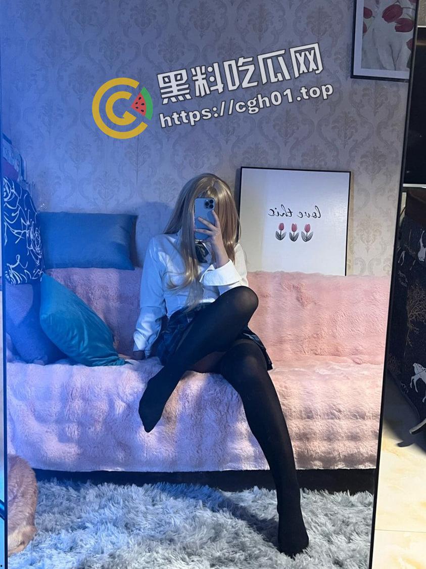 网盘流出!金主爸爸的校花母狗 黑丝高冷御姐被射满脸 爱cos的肉便器孕气都不会太差-14