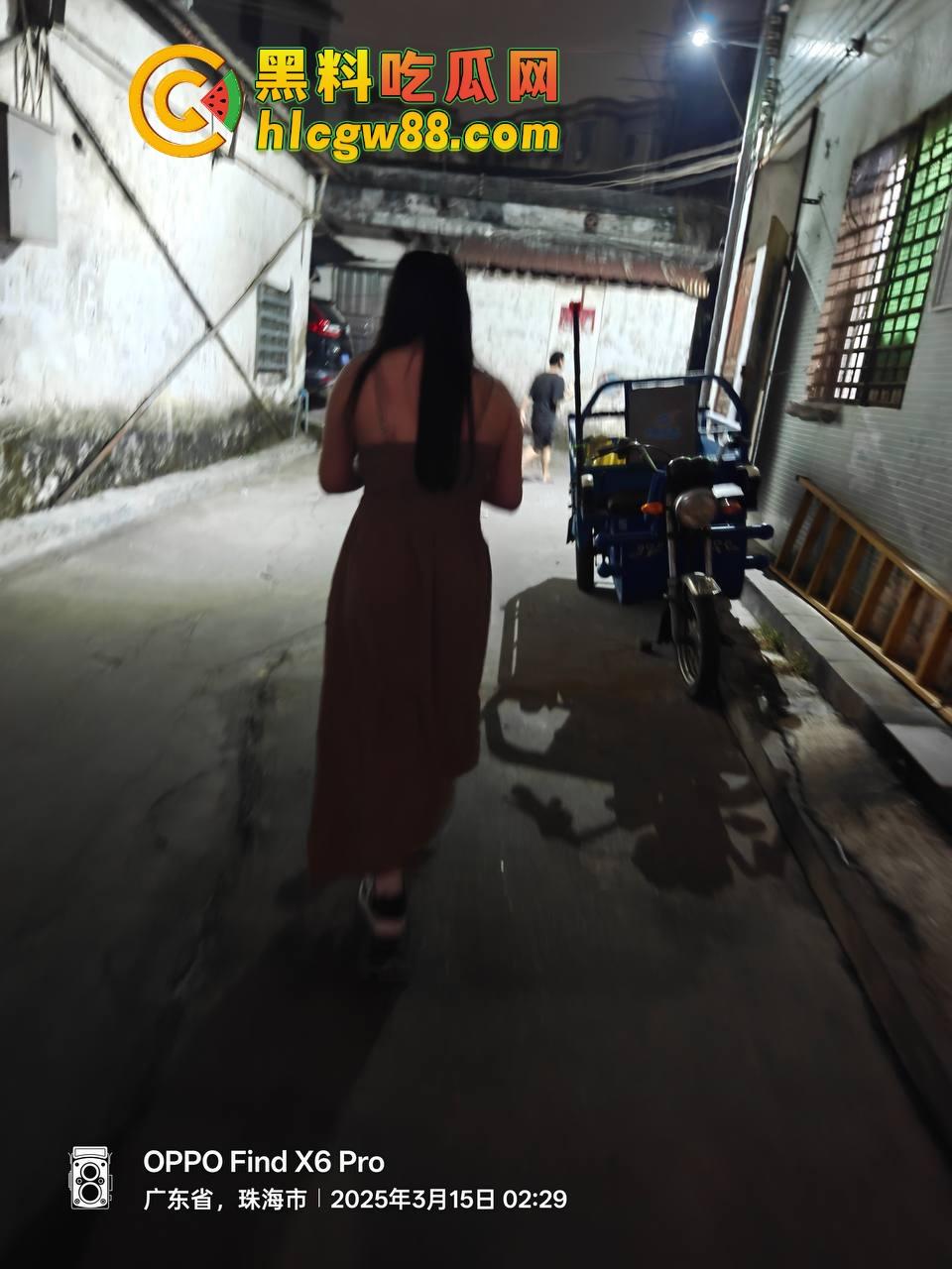 夜色欲焰焚身，珠海站街女300一炮500无套，健康证明随时提供，极品骚货拉人就干！-4