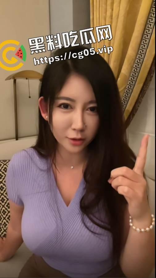 抖音4w粉主播【李雅】被调教泄密 肛塞拉珠 尽情玩弄 本人甚至评论区亲自回应 光明正大做烧鸡-3