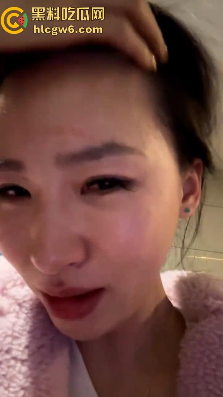 湖北一小学美女老师抖音自曝离婚探女遭前夫爹殴打抓脸全身多处受伤 伤情实拍曝光！都是血口子-6