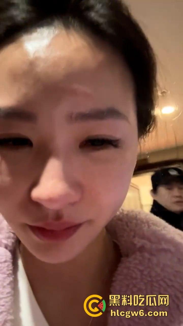 湖北一小学美女老师抖音自曝离婚探女遭前夫爹殴打抓脸全身多处受伤 伤情实拍曝光！都是血口子-7