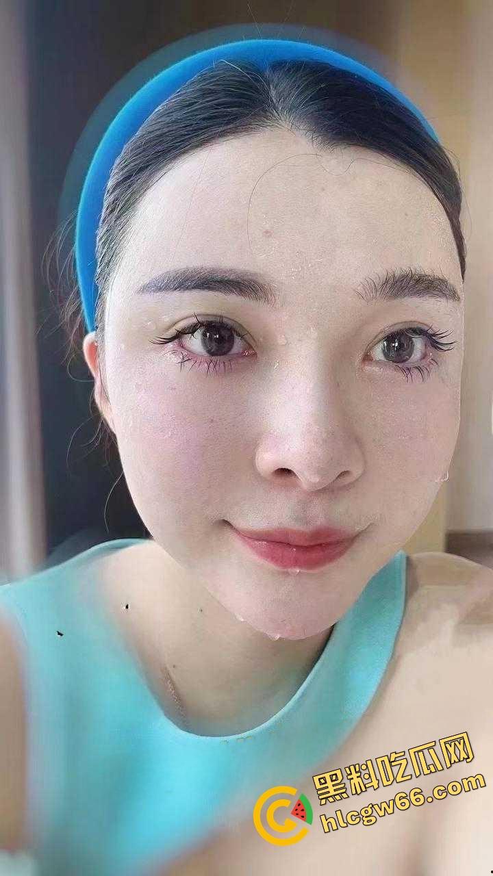 开718假装富婆?深圳大奶女【林梦雪】扯下假名媛滤镜,被爆勾引金主换资源,骚片外泄骚逼翻天!-5