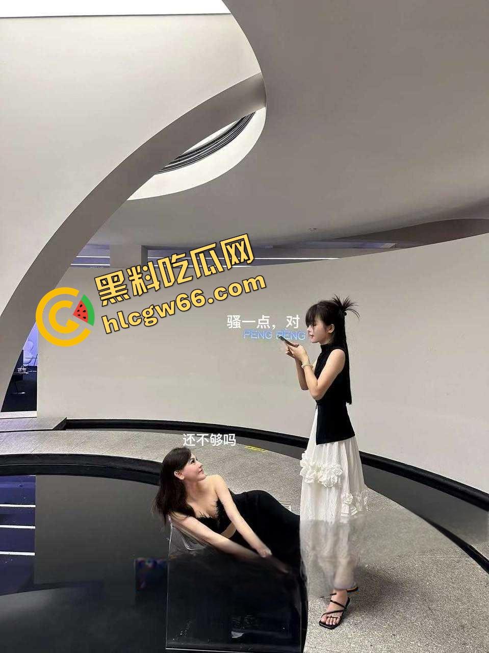 开718假装富婆?深圳大奶女【林梦雪】扯下假名媛滤镜,被爆勾引金主换资源,骚片外泄骚逼翻天!-12