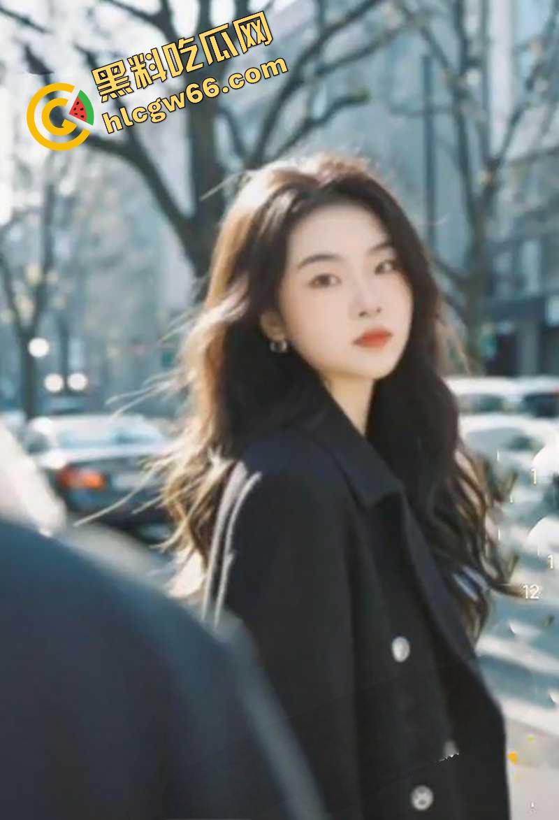 瓜友爆料网调188气质女神,生活照清冷艺术范,私下却拍骚穴菊花自拍,SM装求调教当母狗!-8