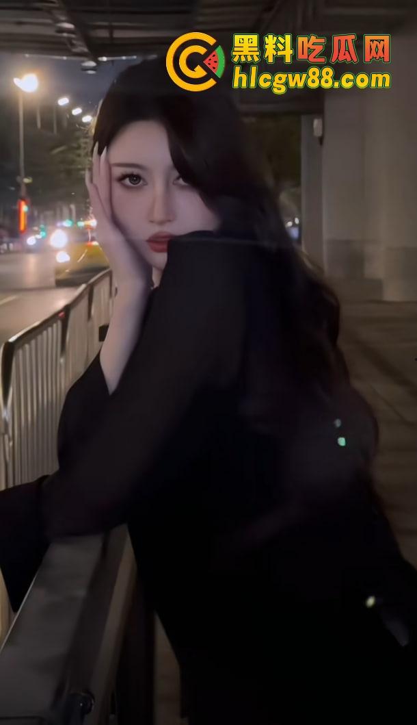 广东抖音小网红嫩模『一碗白米饭』5W拿下，175大长腿扛起来猛操，69口爆逼湿得滴水！-5