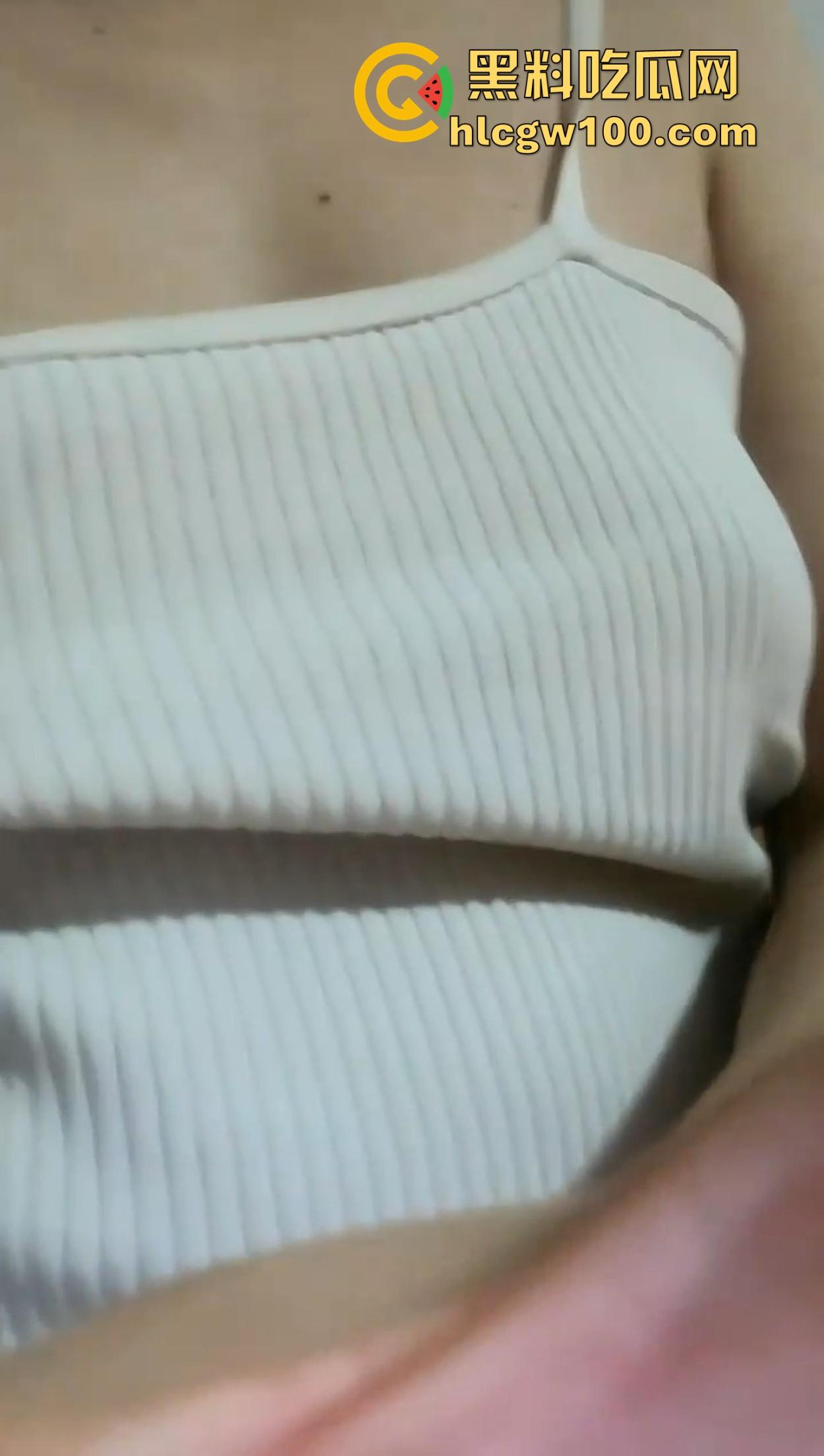 河北瓜友爆料前女友母狗本性，破处后解锁新世界，天天要操2次还背着出轨被操松了，舔逼都能感觉到刚被干过！-6