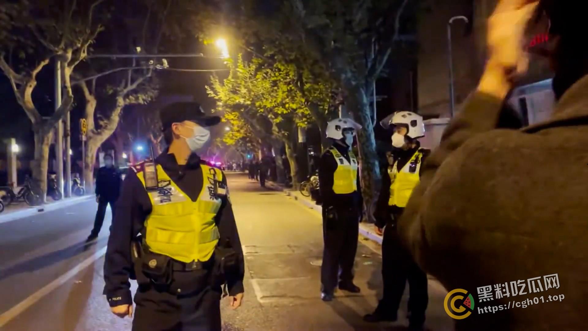 全网封禁！《乌鲁木齐中路》白纸运动纪录片  最全版本-13