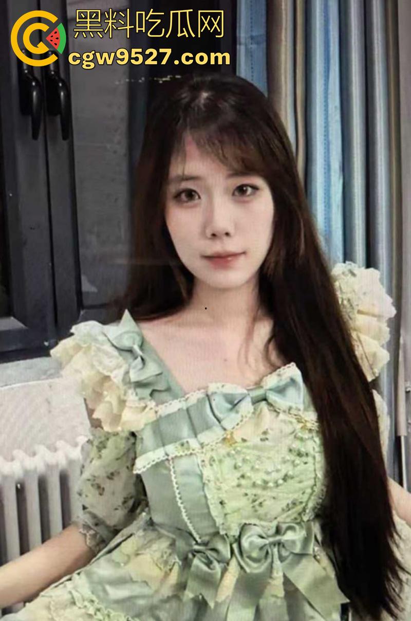 鞍山师范学院校花【刘雅慧】，高颜值巨乳尤物，白天女神晚上母狗，沦为富二代玩物，激情调教口交喷射！-4