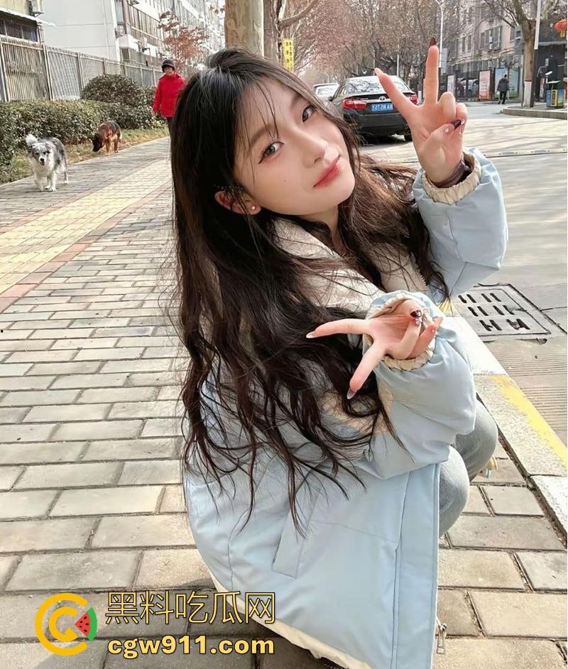 湖北科技职院【林梦怡】性爱私拍曝光,被男友滴蜡调教,后入狂操白浆四溢,肥臀射满淫贱至极!-1