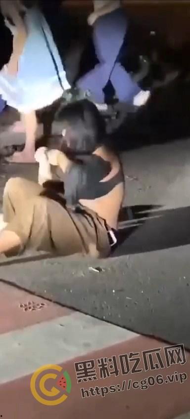 霸凌合集! 群殴暴打 强迫虐阴 是人性扭曲还是环境所迫?(十四)-1