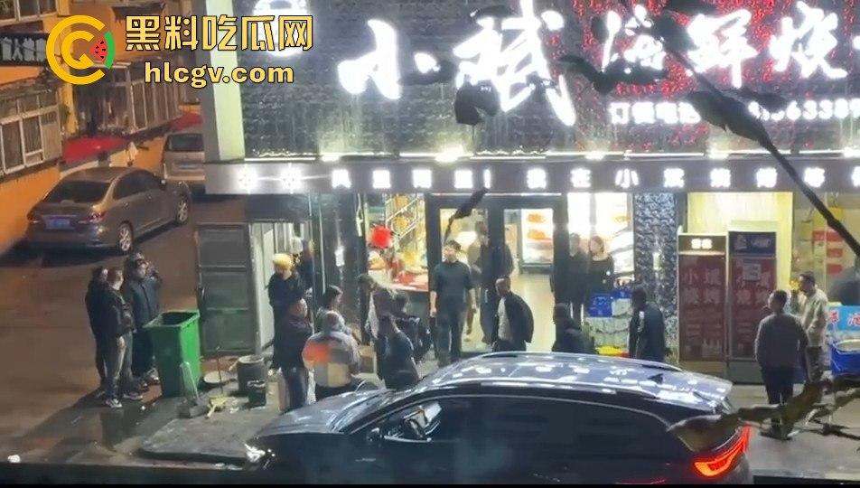 辽宁丹东女子深夜吃宵夜遭暴打!受伤入院已报警,背后原因引发关注!-7