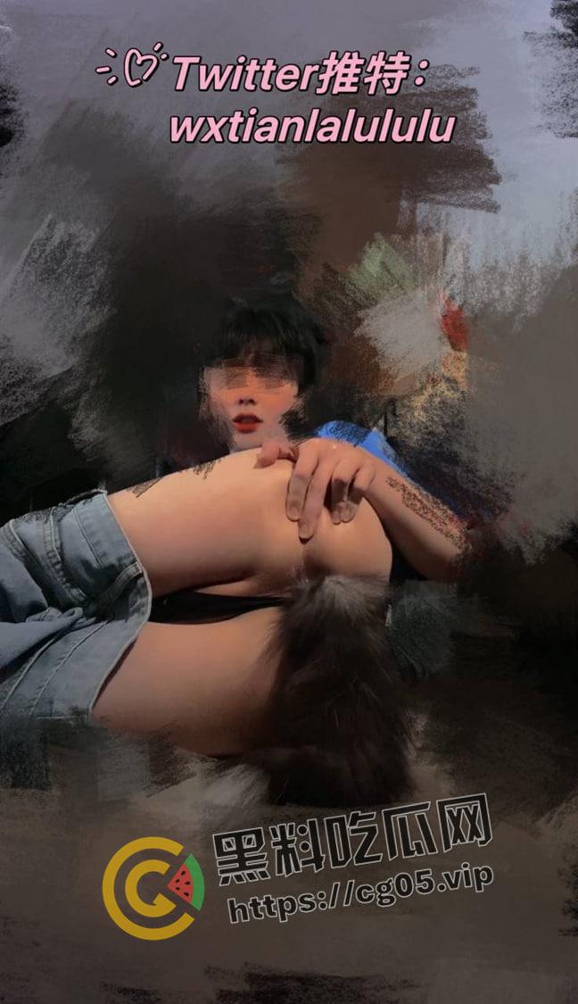 瓜友投稿！加拿大留学生【子瑜】线上装男娘卖裸照 线下做异性spa 给钱男女都能上 两头钱都赚的贱人-8