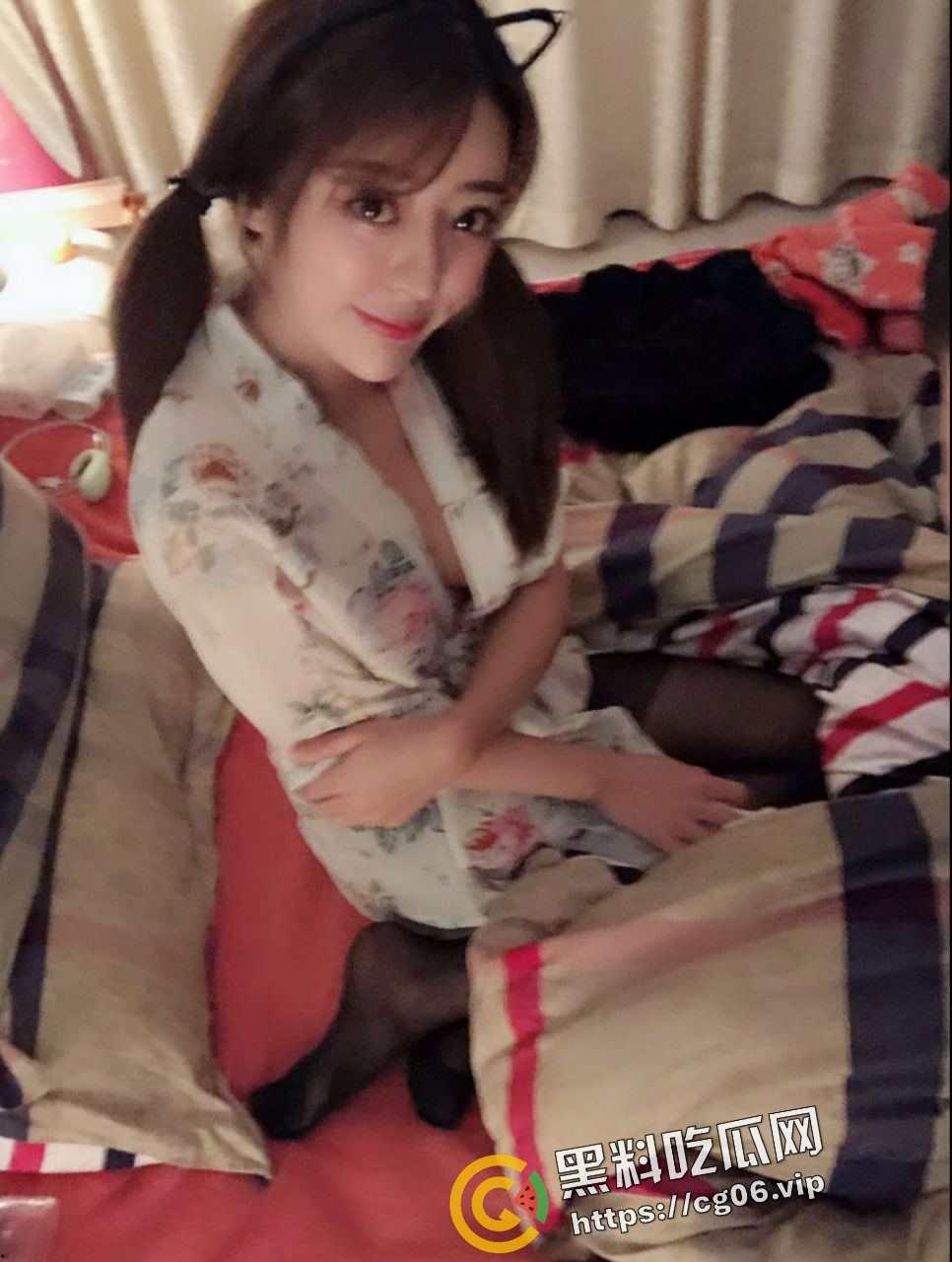 沧州绝色美女 小佟丽娅 私密视频流出 脂白如雪 妖娆无比 这下不用ai换脸了 佟丽娅都没你骚-6