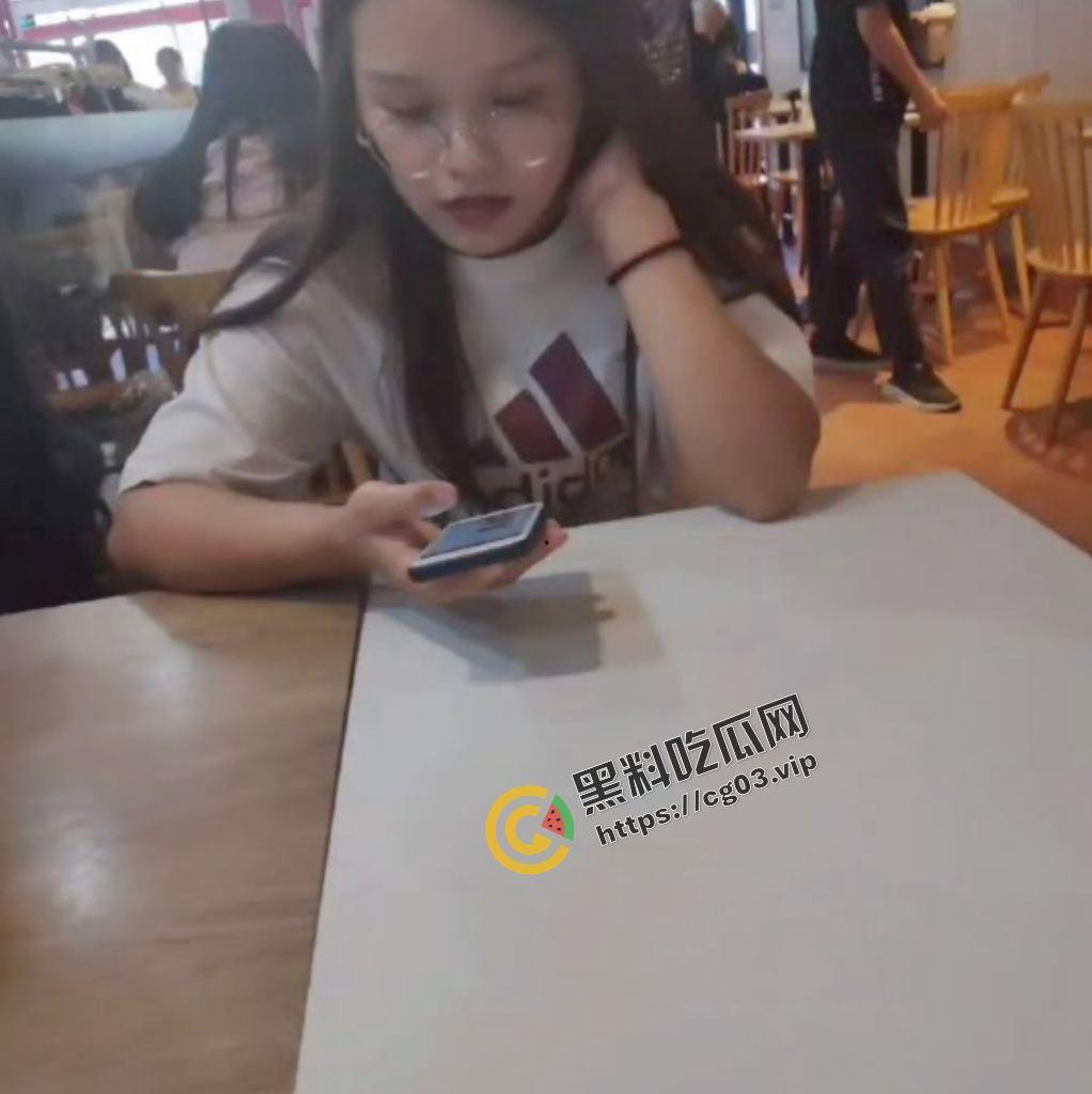 云浮郁南人民教师梁小青 微信号被曝光 恋情内约炮视频被渣男流出-8