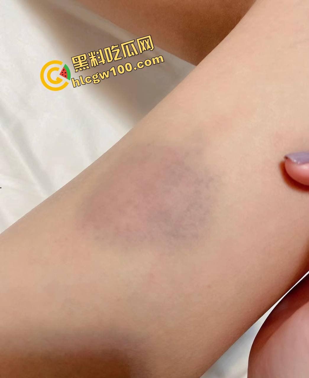 抖音擦边女反差骚鸡贱逼母狗『白鸽』被猛男调教家暴 外出约炮镜前后入猛操!原创投稿独家曝光流出!-7