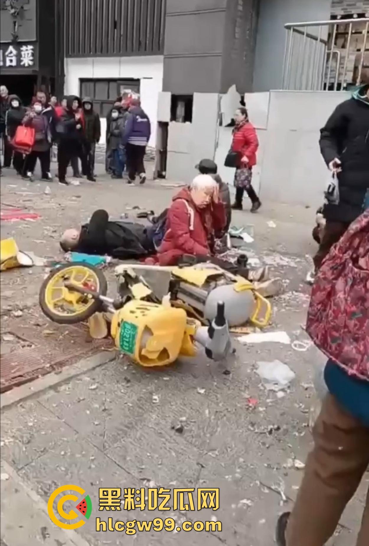 沈阳大东副食商场爆炸 这威力堪比现场开年大炮 惊动半个城的声音这是年货自爆还是开门红太猛？-7