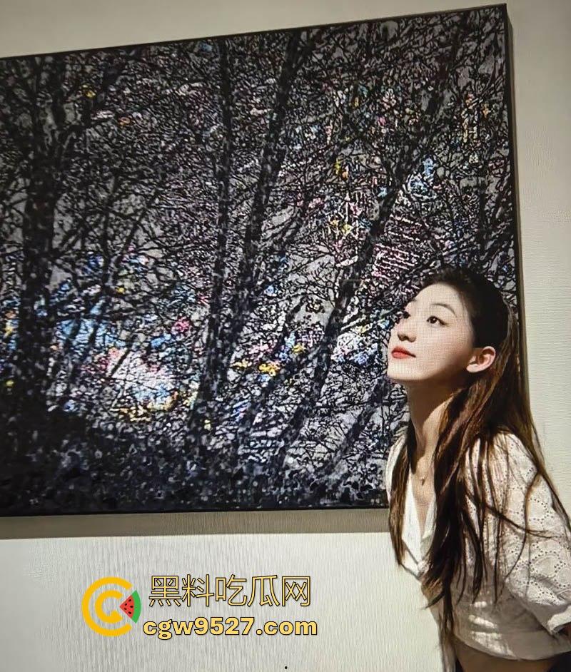 长春工商学院【刘晴晴】洋溢青春气息,圆润脸庞甜美可人,却在床上与男友彻底放飞,深喉口交反差十足!-1