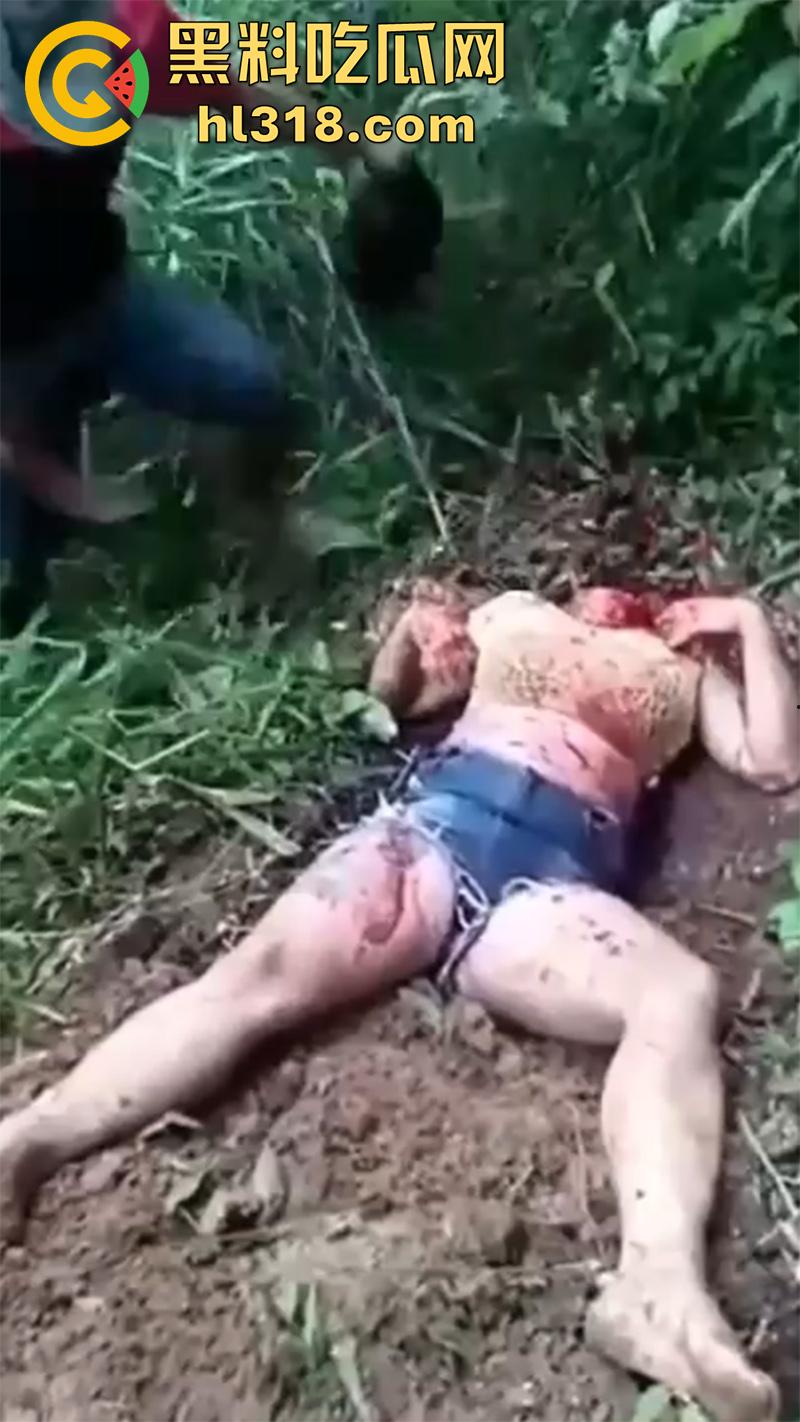 暗网重量级恐怖合集，极品美女被天葬剁碎，男女主播直播自杀，变态汉尼拔割奶吃肉，真实拍摄恐怖至极！-3