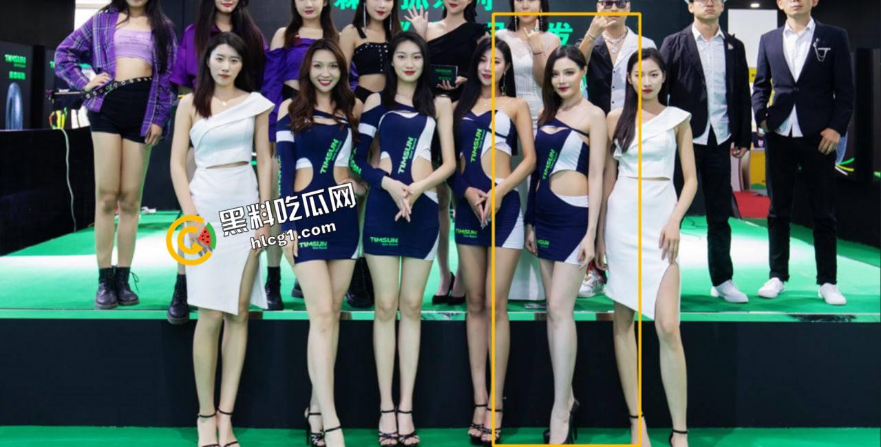 北京知名模特【张莹】艺名【张栩宁】被京都富豪潜规则 暴力抽插 偷拍视频流出-2