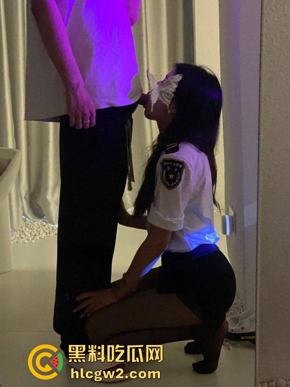 小美女【方雪儿】乖巧听话成大佬小母狗！制服口交、眼罩蒙住被各种姿势爆插嫩穴，骚到舒服死！-7